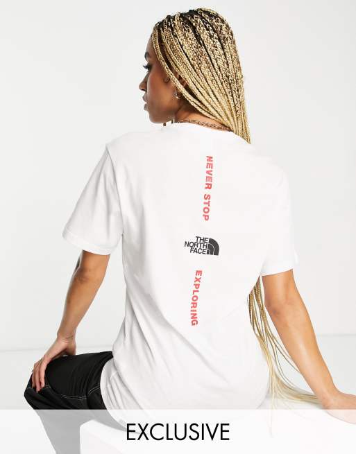The North Face - Vertical NSE - T-shirt in wit, exclusief bij ASOS