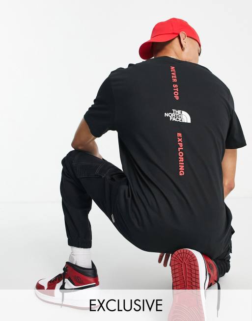 The North Face - Vertical - Sort t-shirt - Kun hos ASOS