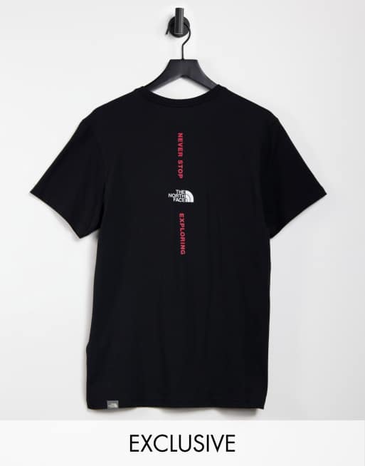 The North Face - Vertical - Sort t-shirt - Kun hos ASOS