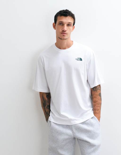 The North Face VINTAGE MOUNTAIN Oversized tee in white, 3 of 5
