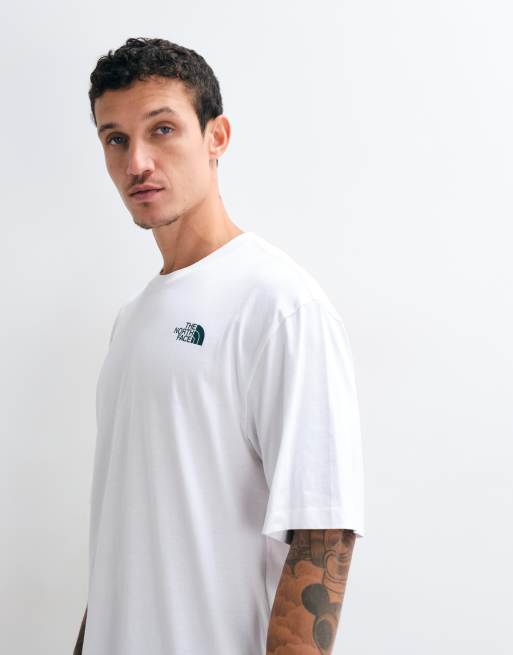 The North Face VINTAGE MOUNTAIN Oversized tee in white, 4 of 5