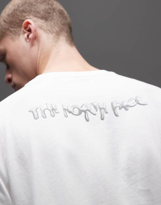 The North Face – Vit t-shirt med flytande logga baktill, 5 av 5