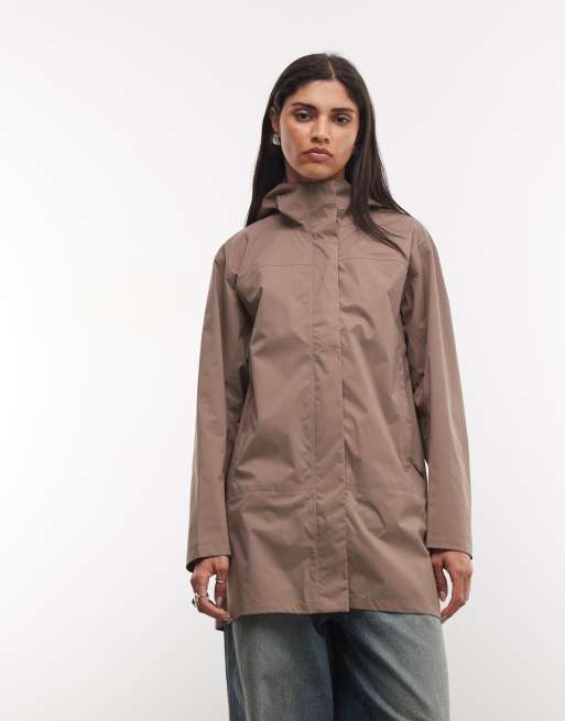 The North Face Voyage parka à capuche imperméable 3 couches en grenat, 2 de 4