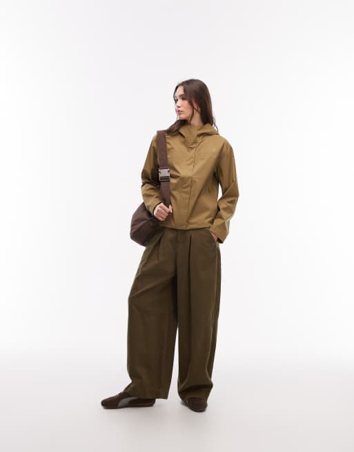 The North Face Voyage Rain 3L hooded jacket in brown, 3 of 4