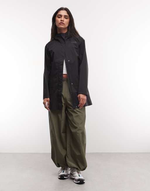 The North Face Voyage Rain 3L parka con cappuccio nera, 2 di 4