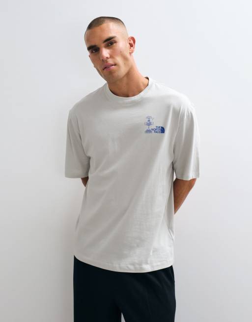 The North Face Why Cant We Be Friends oversized T-shirt in grijs, 3 van 5