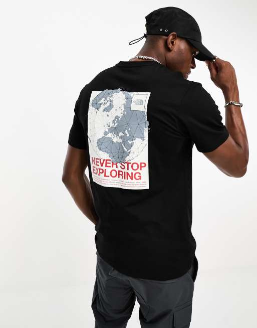 The North Face - World Connection - Sort T-shirt med print bagpå - Kun hos ASOS