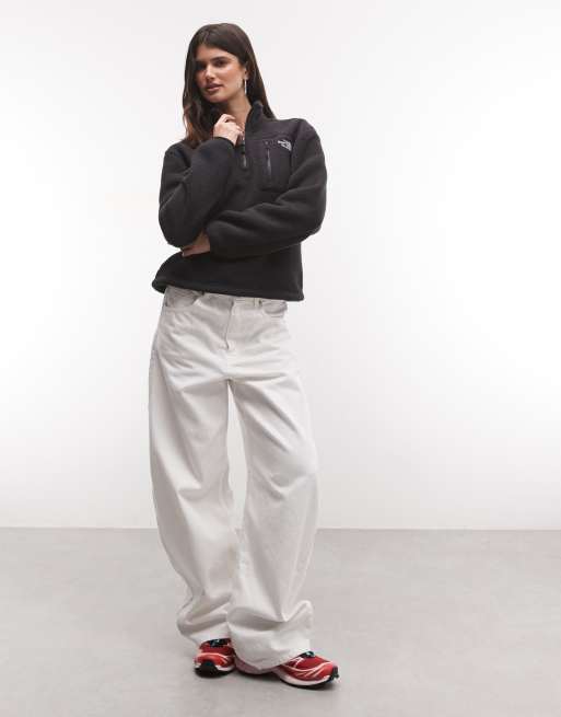 The North Face Yumiori 1/4 zip fleece in black, 3 of 4
