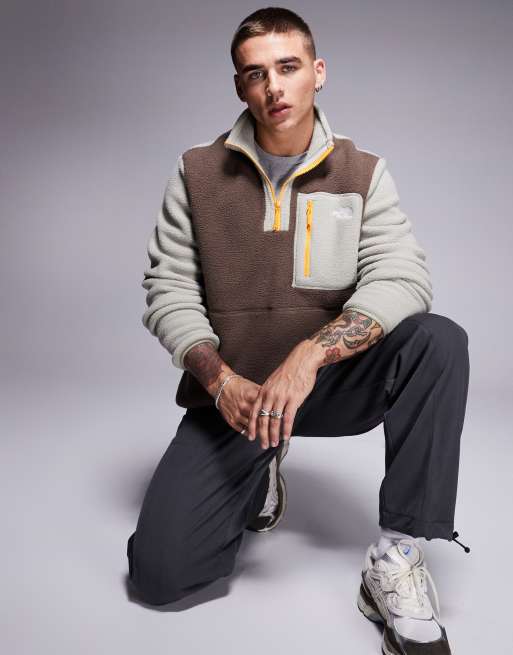 The North Face - Yumiori - Fleece met kleurvlakken en 1/4 rits in bruin