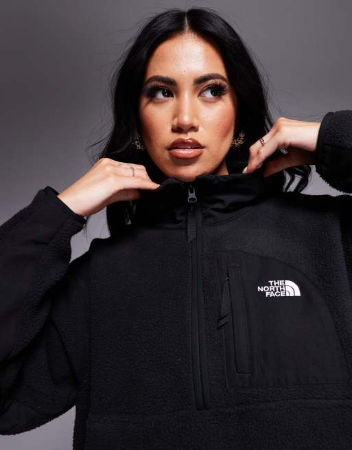 The North Face Yumiori Half Zip Jacket in black