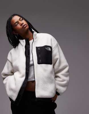The North Face The North Face Yumiori reversible fleece jacket in black