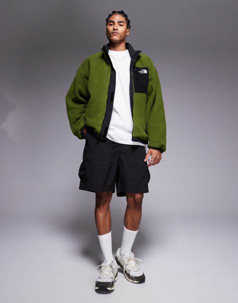 The North Face Yumiori Reversible Jacket in green and black - view 1