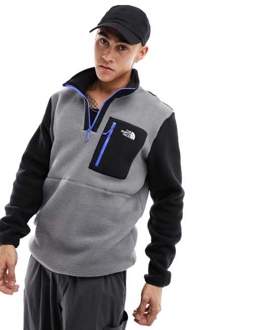 The North Face – Yumiori – Svartvit, blockfärgad fleece i grov modell med 1/4-lång dragkedja