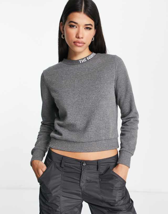 The North Face Zumu crew neck sweatshirt in gray