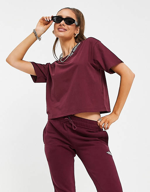 Women The North Face Zumu cropped t-shirt in burgundy Exclusive at  