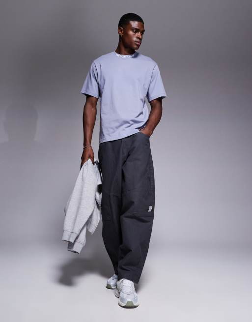 The North Face Zumu neck logo t-shirt in purple, 3 of 4