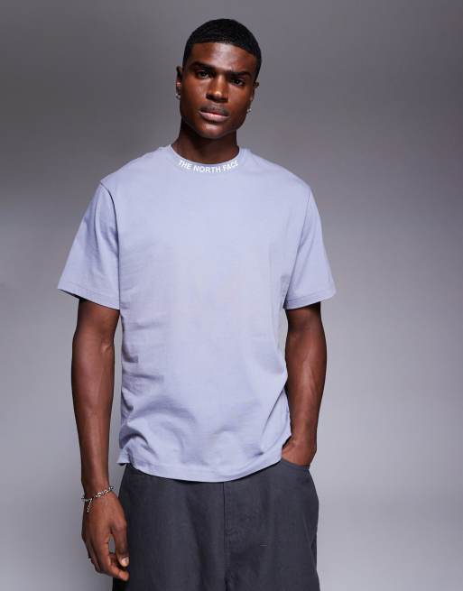 The North Face Zumu neck logo t-shirt in purple, 4 of 4