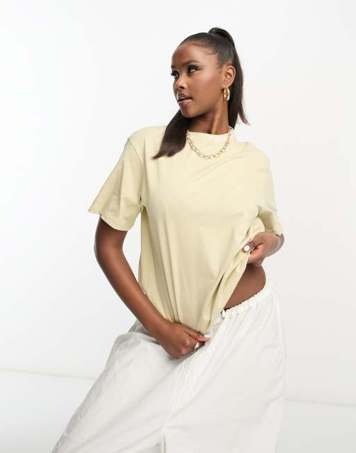 The North Face – Zumu – T-Shirt in Beige mit Logo am Ausschnitt