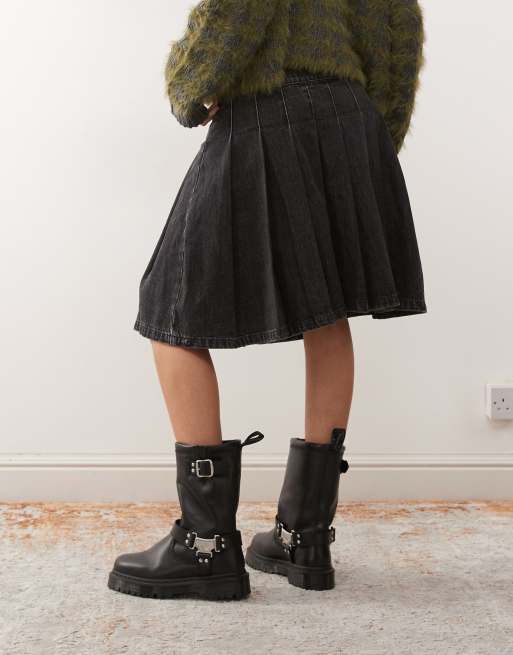 The Ragged Priest buckle midi kilt in grey wash denim, 5 of 5