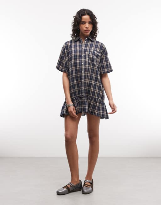 The Ragged Priest – Kurzes Oversize-Hemdkleid in kariertem Blau mit Knopfleiste, 2 von 4