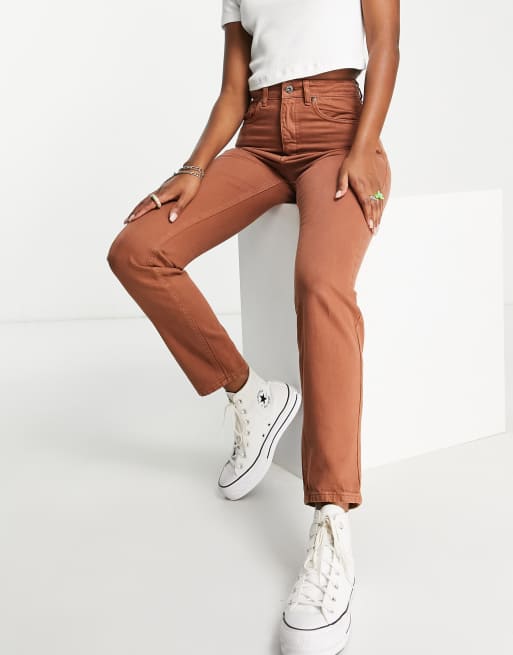 The Ragged Priest - Mom jeans met hoge taille in bruin