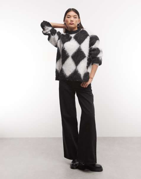 The Ragged Priest oversize harlekinowy puchaty sweter czarno-biały - view 1
