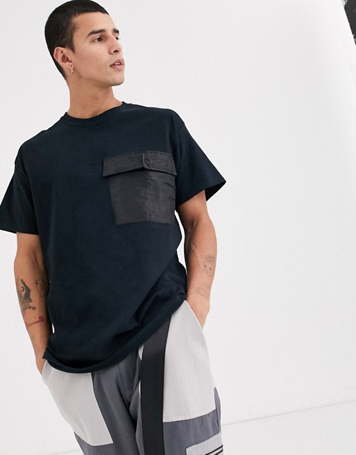 The Ragged Priest utility velcro pocket t-shirt in black