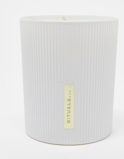 The Ritual of Karma Lotus Flower & White Tea Scented Candle 290g, 2 of 3