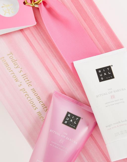 The Ritual of Sakura Small Gift Set, 2 of 4