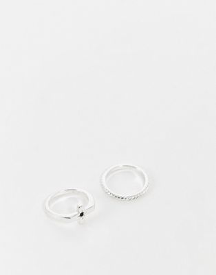 The Status Syndicate two pack rings with jet stone and rope textured in silver