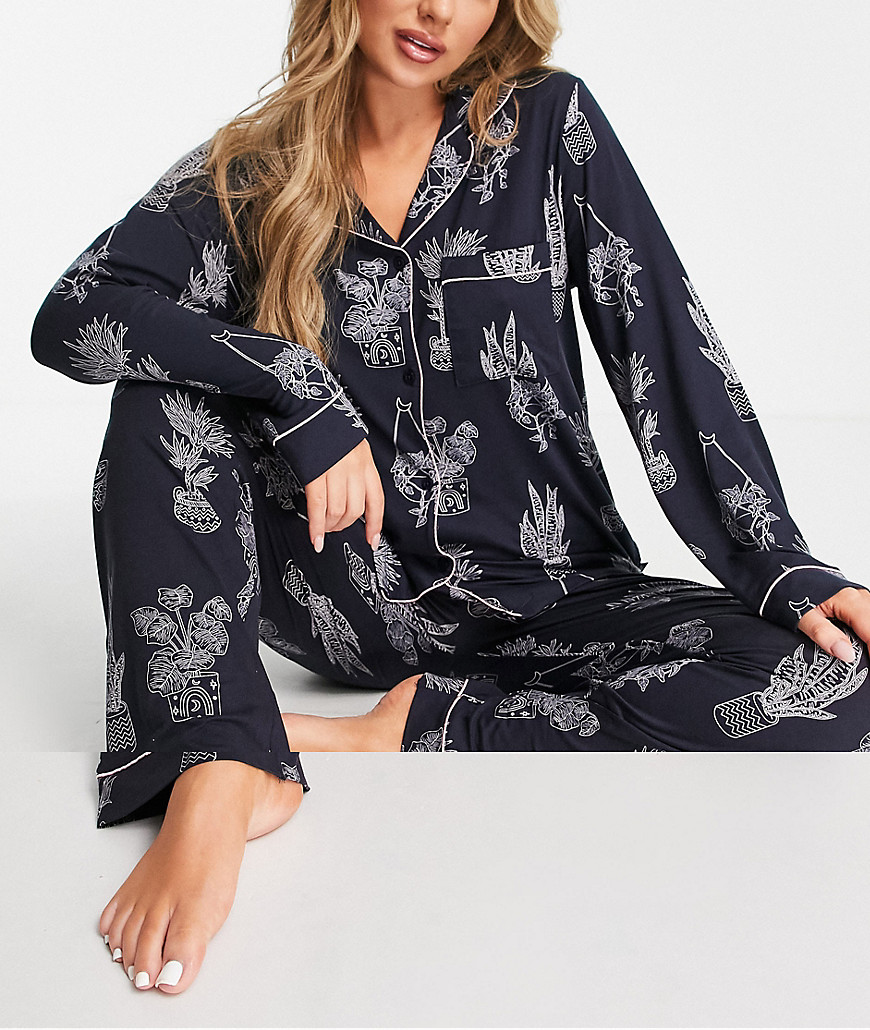 The Wellness Project x Chelsea Peers pajama set in navy botanical print