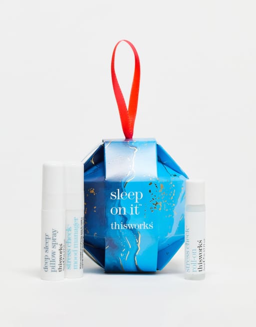 This Works – Sleep On It – Zestaw ułatwiający zasypianie – taniej o 31%