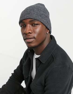 Thomas Calvi beanie in black