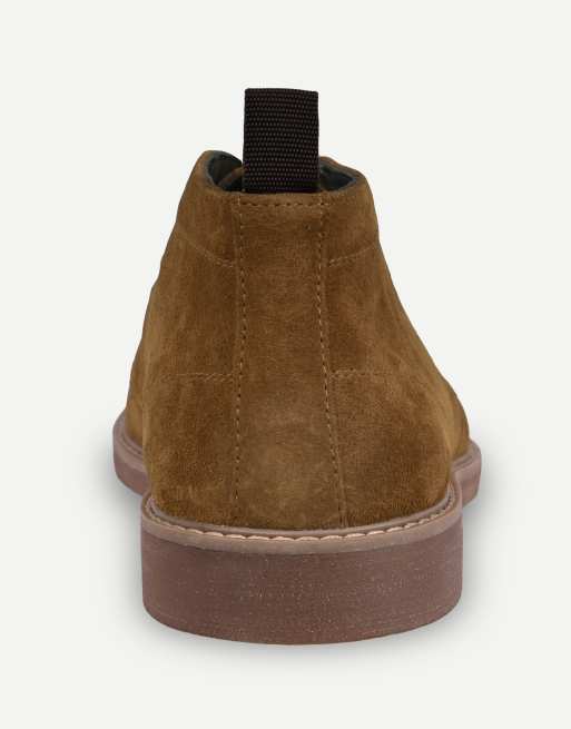 Thomas Crick Arizona leather chukka boots in tan suede, 7 of 7