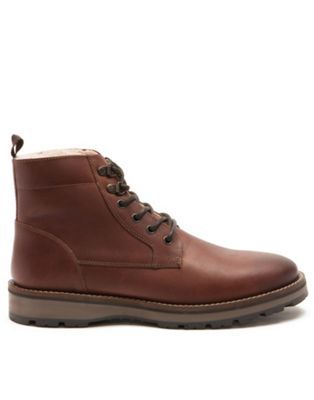  devita hiker style casual leather boots in wood