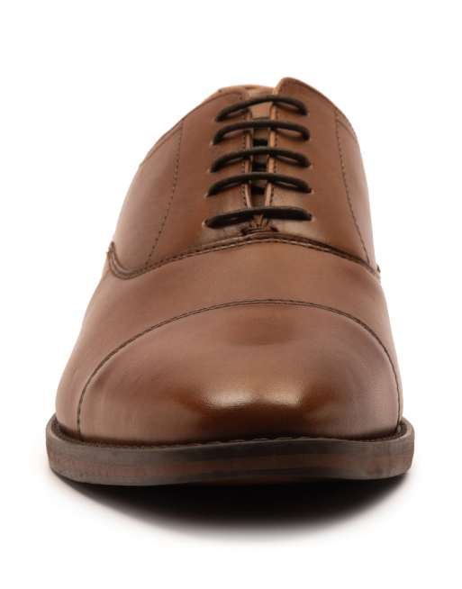 Thomas Crick Merlin leather oxford toecap shoes in tan, 3 of 4