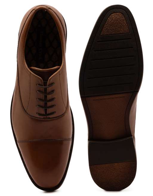 Thomas Crick Merlin leather oxford toecap shoes in tan, 4 of 4