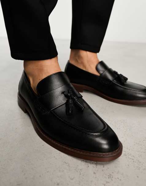 Thomas Crick – Svarta loafers i läder med tofsar - view 1