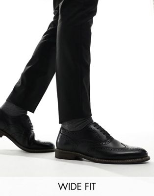Thomas Crick Wide Fit leather formal brogues in black