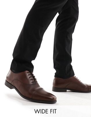 Thomas Crick wide fit leather oxford lace up shoes in brown - ASOS Price Checker