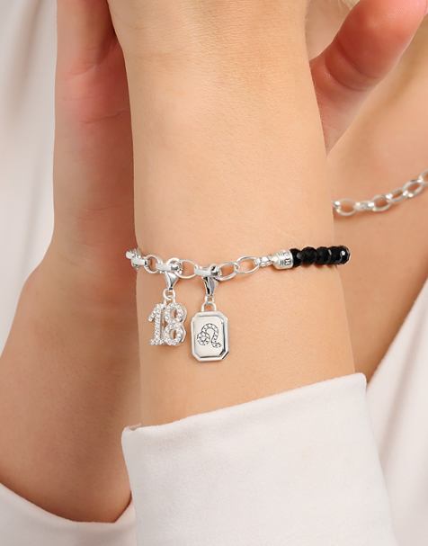 Thomas Sabo – Charm-Nummer-18-Anhänger aus 925er Sterlingsilber mit Zirkonia-Schmucksteinen - view 1