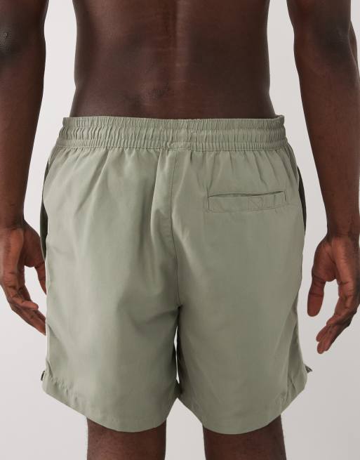 Threadbare – Badeshorts aus Seersucker in Salbeigrün mit Kordelzugbund, 5 von 5