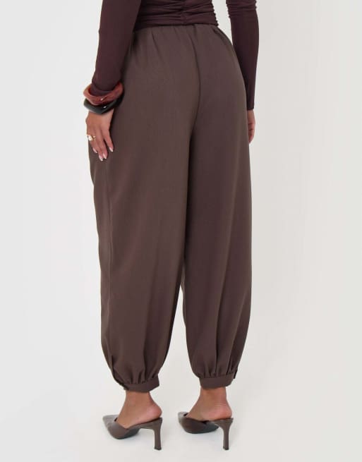 Threadbare Balloon trousers with button cuffs in brown, 3 of 5