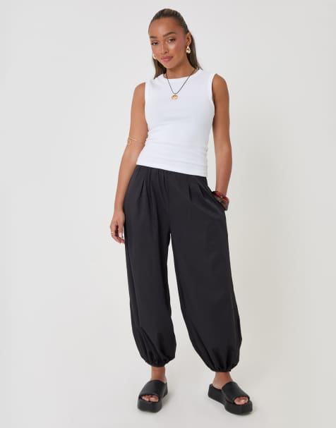 Threadbare Balloon trousers with pockets in black - view 1