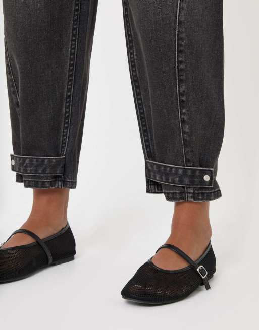 Threadbare Barrel leg jeans in black in black, 3 of 5