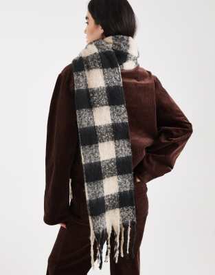 Threadbare Blanket Scarf In Multi