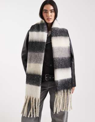 Threadbare Blanket Scarf In Multi