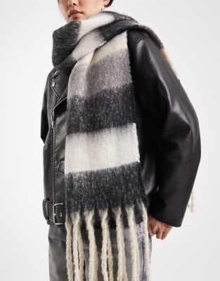 Threadbare Blanket Scarf In Multi