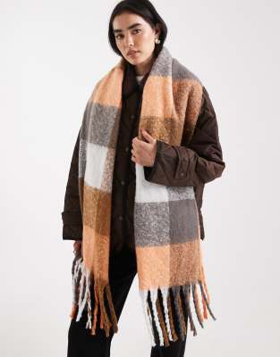 Threadbare Threadbare blanket scarf in grey and white gingham print