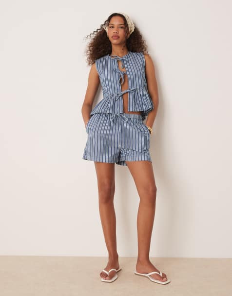 Threadbare – Blårandiga jeansshorts med dragsko och knytband i midjan, del av set - view 1